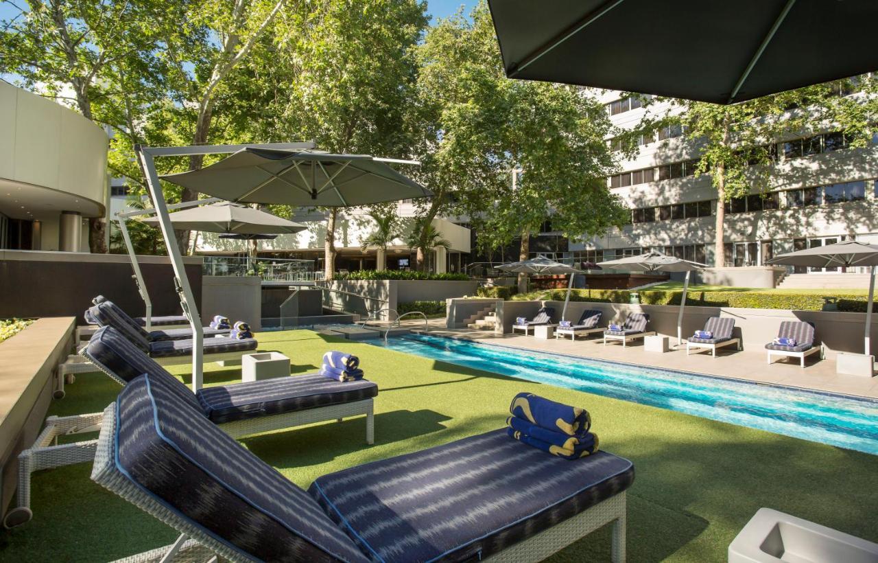 The Maslow Hotel, Sandton Exterior photo