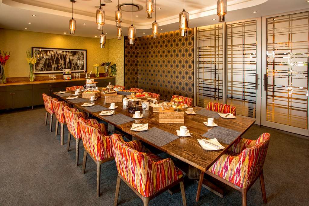 The Maslow Hotel, Sandton Restaurant photo